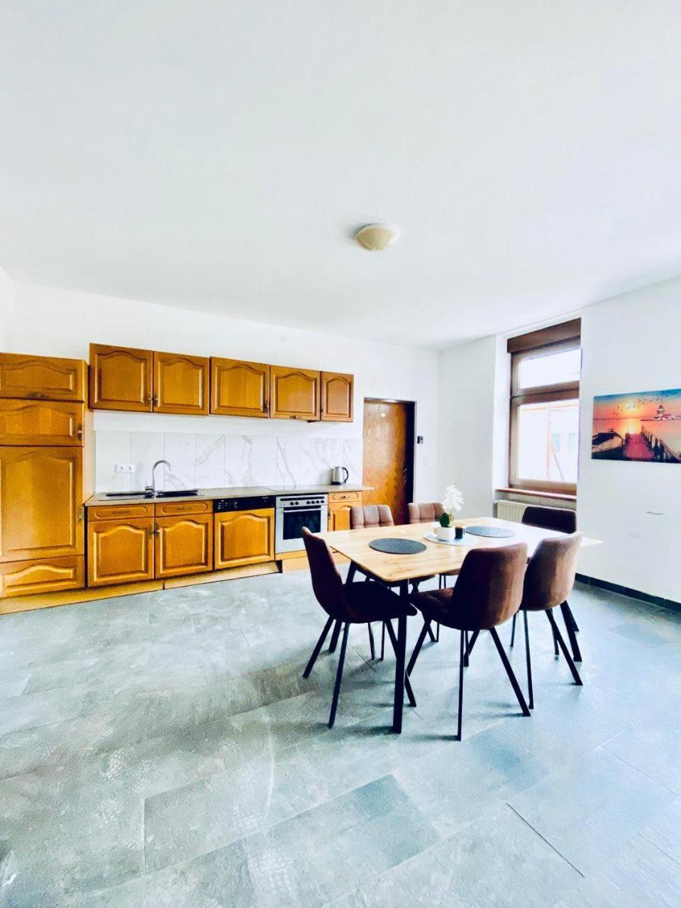 Spacious 4br Apt, Up To 15p 15min To Danube River * Wien